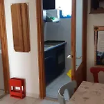 Robert Apartmant Apartment *