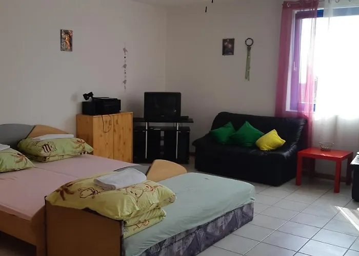 Robert Apartmant * Balatonalmádi